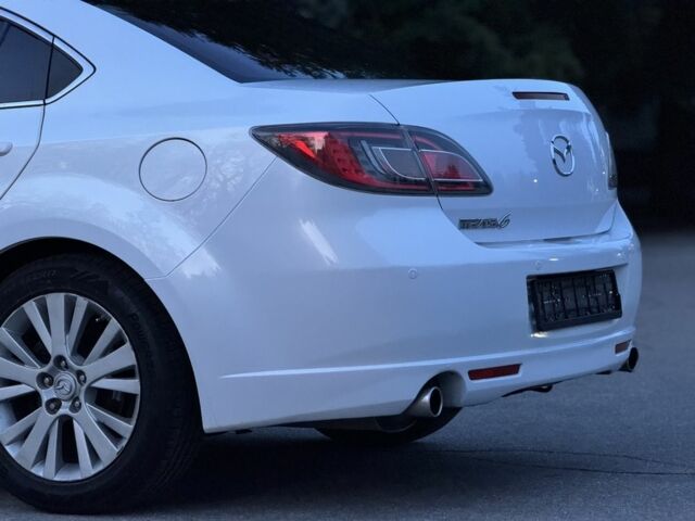 Белый Мазда 6, объемом двигателя 2 л и пробегом 210 тыс. км за 7200 $, фото 8 на Automoto.ua