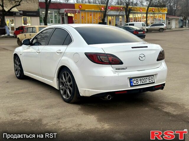 Белый Мазда 6, объемом двигателя 2.5 л и пробегом 270 тыс. км за 7500 $, фото 5 на Automoto.ua