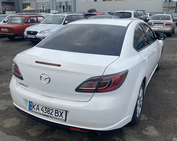Білий Мазда 6, об'ємом двигуна 1.8 л та пробігом 220 тис. км за 5350 $, фото 3 на Automoto.ua