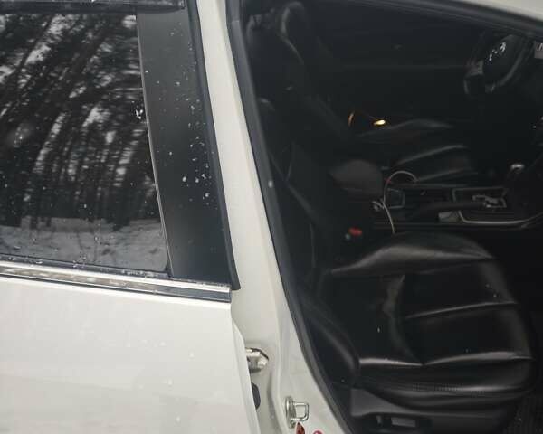 Белый Мазда 6, объемом двигателя 2 л и пробегом 195 тыс. км за 7600 $, фото 20 на Automoto.ua