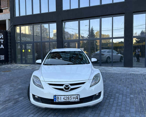 Белый Мазда 6, объемом двигателя 2.5 л и пробегом 180 тыс. км за 7500 $, фото 1 на Automoto.ua