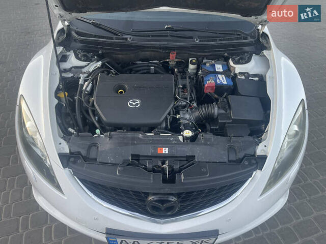 Белый Мазда 6, объемом двигателя 2 л и пробегом 255 тыс. км за 7500 $, фото 10 на Automoto.ua