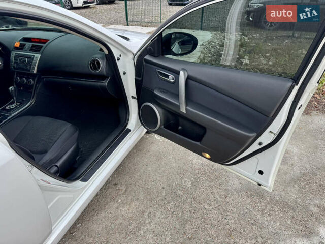 Білий Мазда 6, об'ємом двигуна 2 л та пробігом 182 тис. км за 7500 $, фото 35 на Automoto.ua