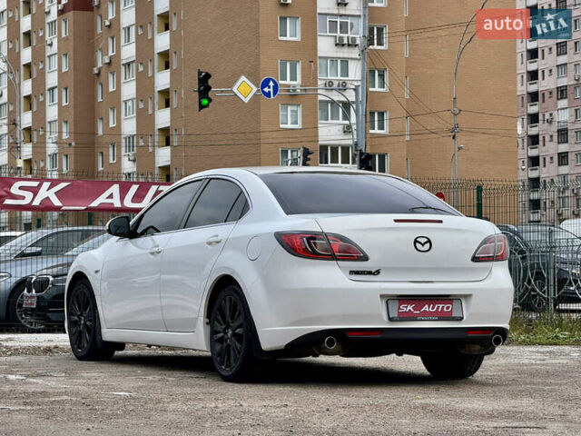 Білий Мазда 6, об'ємом двигуна 2 л та пробігом 182 тис. км за 7500 $, фото 7 на Automoto.ua