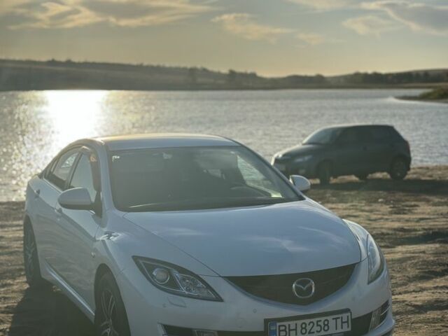 Белый Мазда 6, объемом двигателя 2 л и пробегом 150 тыс. км за 8500 $, фото 5 на Automoto.ua