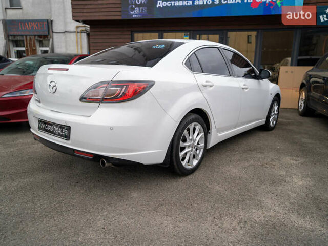 Білий Мазда 6, об'ємом двигуна 2 л та пробігом 197 тис. км за 7999 $, фото 11 на Automoto.ua