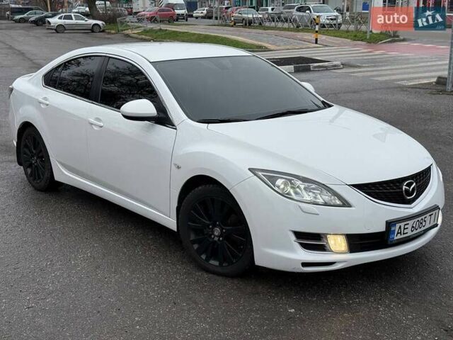 Белый Мазда 6, объемом двигателя 2 л и пробегом 197 тыс. км за 7200 $, фото 1 на Automoto.ua