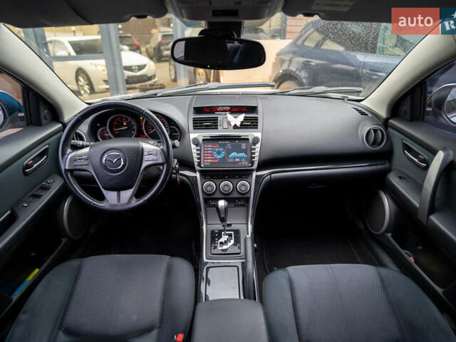 Білий Мазда 6, об'ємом двигуна 2 л та пробігом 197 тис. км за 7999 $, фото 20 на Automoto.ua