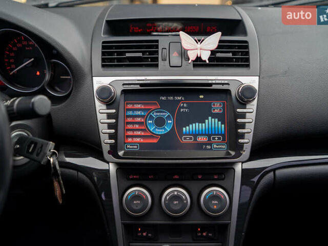 Білий Мазда 6, об'ємом двигуна 2 л та пробігом 197 тис. км за 7999 $, фото 22 на Automoto.ua