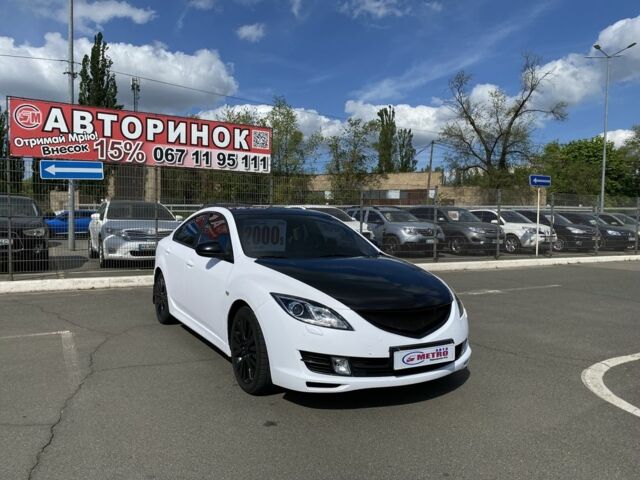 Белый Мазда 6, объемом двигателя 2 л и пробегом 251 тыс. км за 8000 $, фото 1 на Automoto.ua