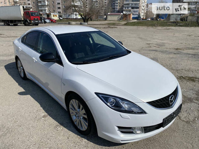 Белый Мазда 6, объемом двигателя 0 л и пробегом 200 тыс. км за 7200 $, фото 5 на Automoto.ua