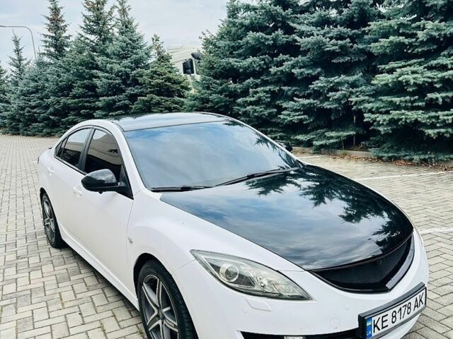 Белый Мазда 6, объемом двигателя 2 л и пробегом 280 тыс. км за 6500 $, фото 5 на Automoto.ua