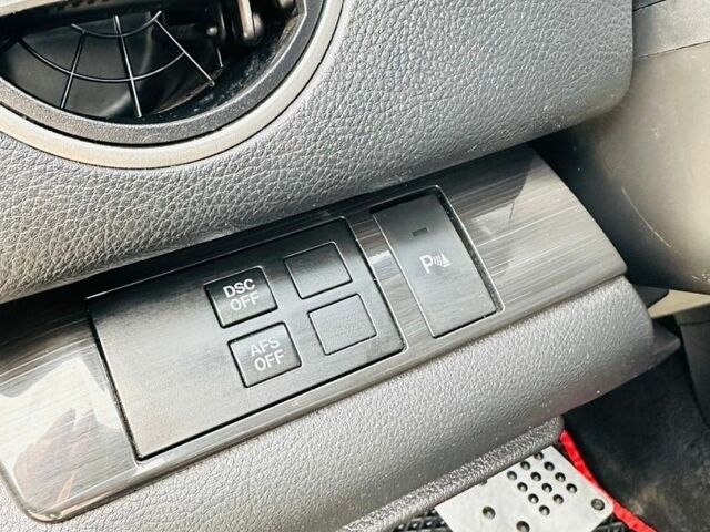 Белый Мазда 6, объемом двигателя 2 л и пробегом 280 тыс. км за 6500 $, фото 24 на Automoto.ua