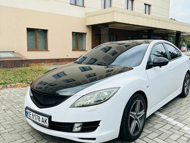 Белый Мазда 6, объемом двигателя 2 л и пробегом 280 тыс. км за 6500 $, фото 2 на Automoto.ua