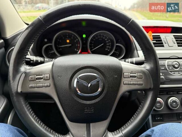 Белый Мазда 6, объемом двигателя 2 л и пробегом 197 тыс. км за 7200 $, фото 12 на Automoto.ua