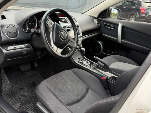Белый Мазда 6, объемом двигателя 2 л и пробегом 300 тыс. км за 6600 $, фото 9 на Automoto.ua