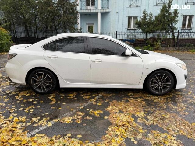 Білий Мазда 6, об'ємом двигуна 2.5 л та пробігом 290 тис. км за 9290 $, фото 4 на Automoto.ua