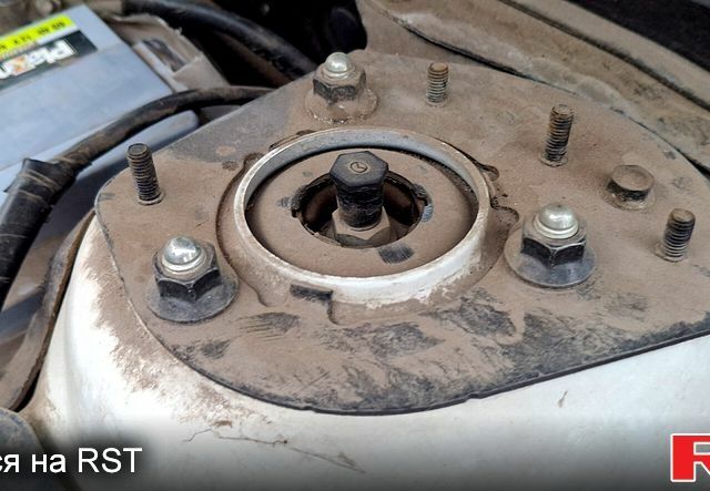 Білий Мазда 6, об'ємом двигуна 2 л та пробігом 71 тис. км за 9350 $, фото 8 на Automoto.ua