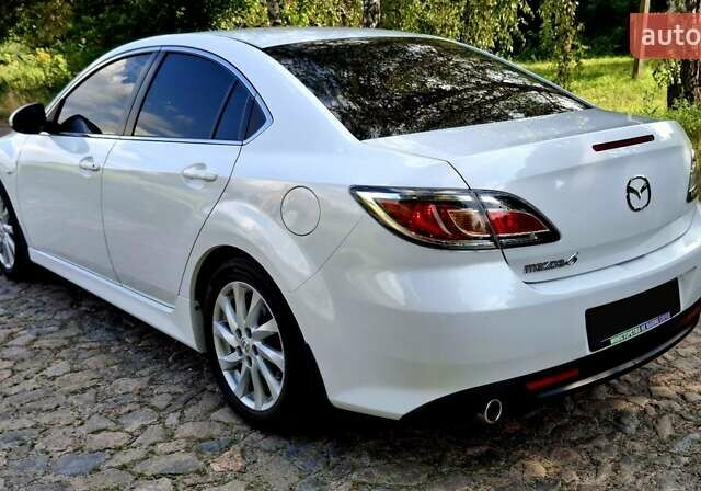 Белый Мазда 6, объемом двигателя 2 л и пробегом 71 тыс. км за 9250 $, фото 11 на Automoto.ua
