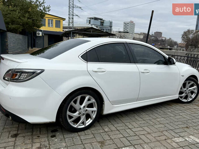 Белый Мазда 6, объемом двигателя 2.49 л и пробегом 283 тыс. км за 7800 $, фото 9 на Automoto.ua