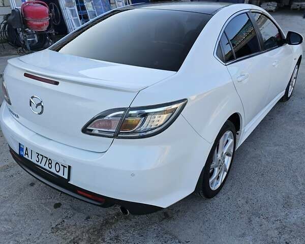 Мазда 6 2011 в Макарове на Automoto.ua Белый Мазда 6, объемом двигателя 2.49 л и пробегом 298 тыс. км за 7500 $, фото 10 на Automoto.ua