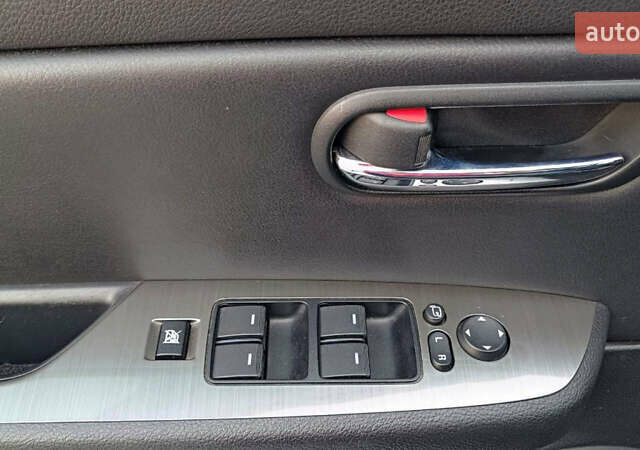 Белый Мазда 6, объемом двигателя 2.49 л и пробегом 169 тыс. км за 8300 $, фото 18 на Automoto.ua