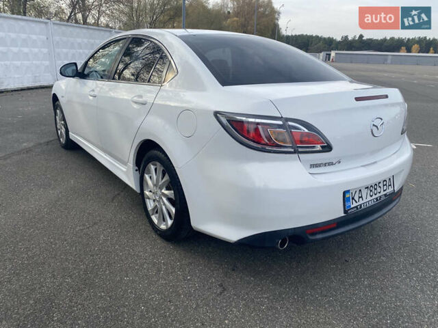 Белый Мазда 6, объемом двигателя 2 л и пробегом 165 тыс. км за 7800 $, фото 3 на Automoto.ua