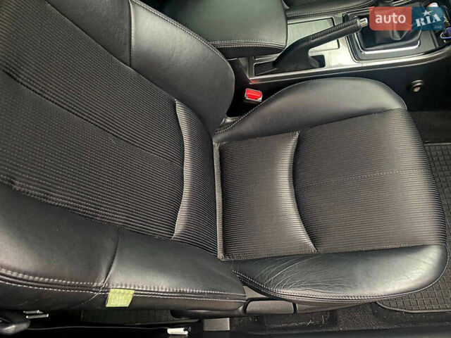 Белый Мазда 6, объемом двигателя 2.49 л и пробегом 169 тыс. км за 8300 $, фото 11 на Automoto.ua