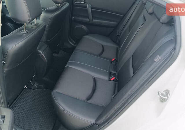 Белый Мазда 6, объемом двигателя 2.49 л и пробегом 169 тыс. км за 8300 $, фото 9 на Automoto.ua