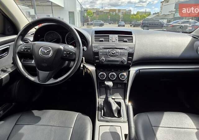 Белый Мазда 6, объемом двигателя 2 л и пробегом 167 тыс. км за 7800 $, фото 17 на Automoto.ua