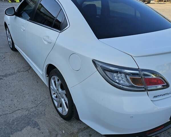 Мазда 6 2011 в Макарове на Automoto.ua Белый Мазда 6, объемом двигателя 2.49 л и пробегом 298 тыс. км за 7500 $, фото 20 на Automoto.ua