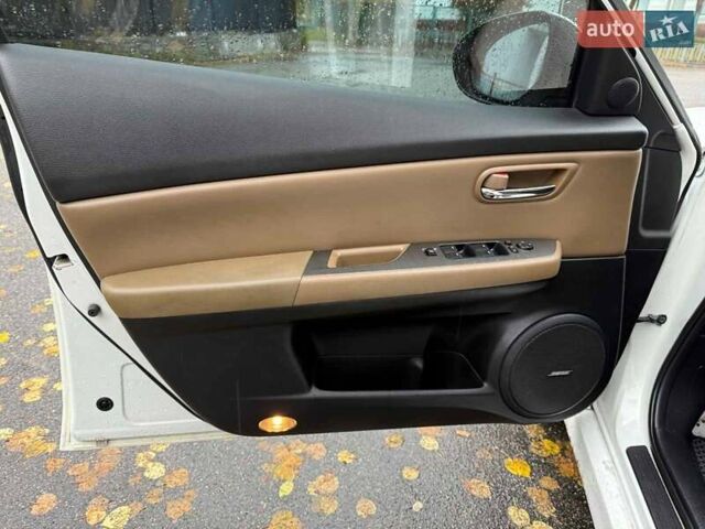 Мазда 6 2011 у Києві на Automoto.ua Білий Мазда 6, об'ємом двигуна 2.5 л та пробігом 290 тис. км за 9290 $, фото 10 на Automoto.ua