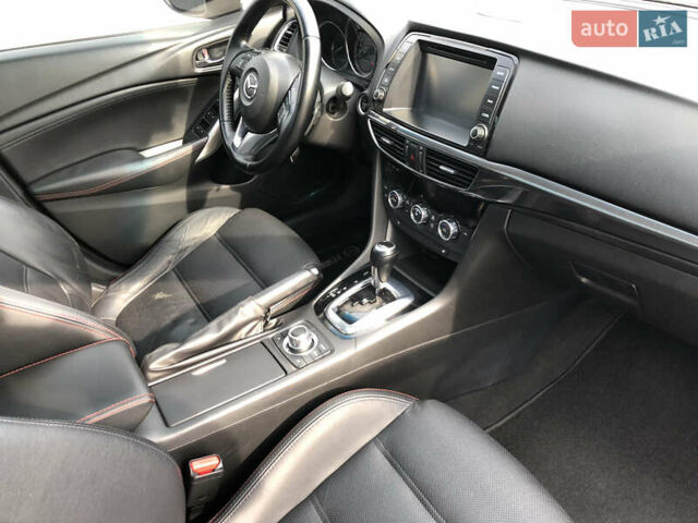 Белый Мазда 6, объемом двигателя 2.49 л и пробегом 235 тыс. км за 9999 $, фото 20 на Automoto.ua