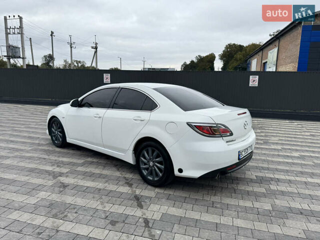 Белый Мазда 6, объемом двигателя 2 л и пробегом 340 тыс. км за 4950 $, фото 5 на Automoto.ua