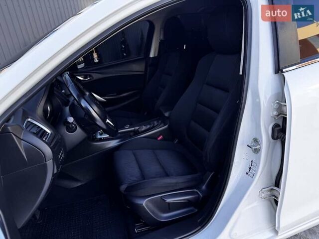 Білий Мазда 6, об'ємом двигуна 2 л та пробігом 173 тис. км за 12399 $, фото 46 на Automoto.ua