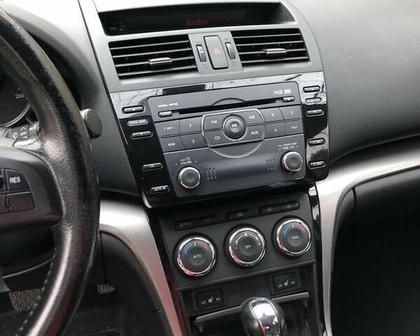 Белый Мазда 6, объемом двигателя 2 л и пробегом 88 тыс. км за 10650 $, фото 7 на Automoto.ua