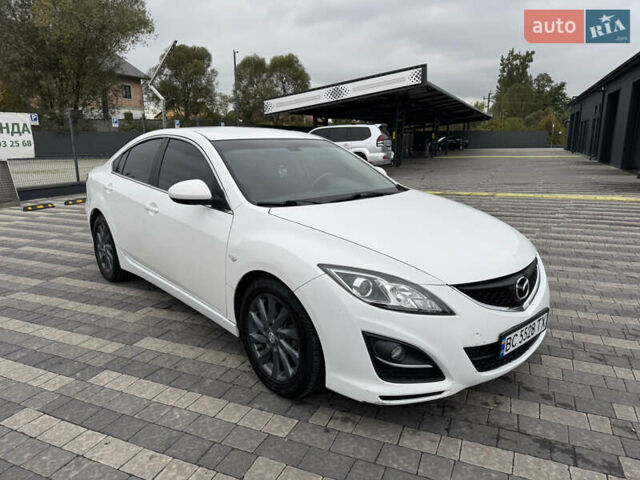 Белый Мазда 6, объемом двигателя 2 л и пробегом 340 тыс. км за 4950 $, фото 1 на Automoto.ua