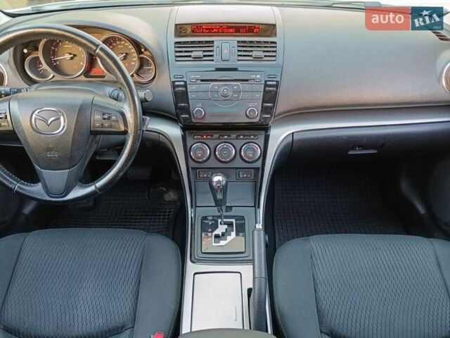 Белый Мазда 6, объемом двигателя 2 л и пробегом 132 тыс. км за 10309 $, фото 7 на Automoto.ua