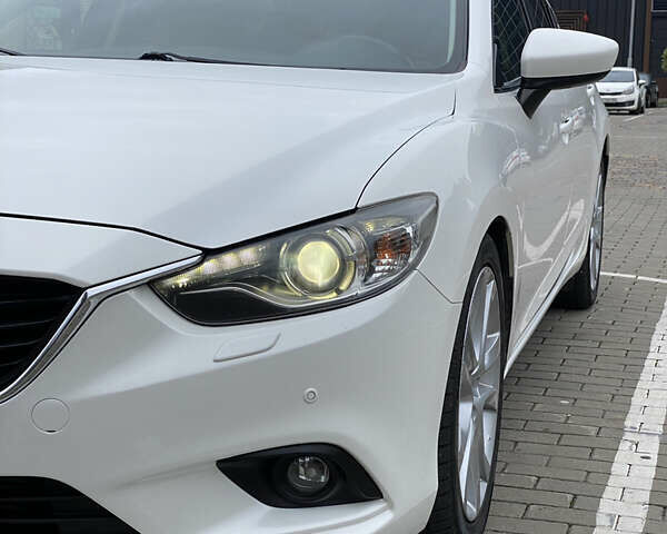 Белый Мазда 6, объемом двигателя 2.19 л и пробегом 214 тыс. км за 11600 $, фото 6 на Automoto.ua