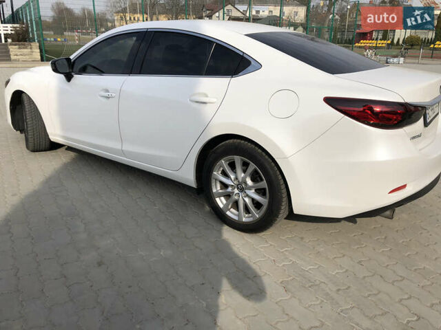 Белый Мазда 6, объемом двигателя 2.49 л и пробегом 235 тыс. км за 9999 $, фото 5 на Automoto.ua