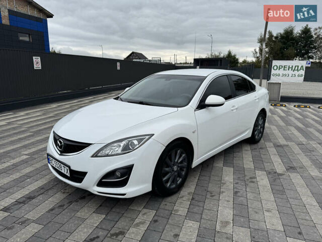 Белый Мазда 6, объемом двигателя 2 л и пробегом 340 тыс. км за 4950 $, фото 2 на Automoto.ua
