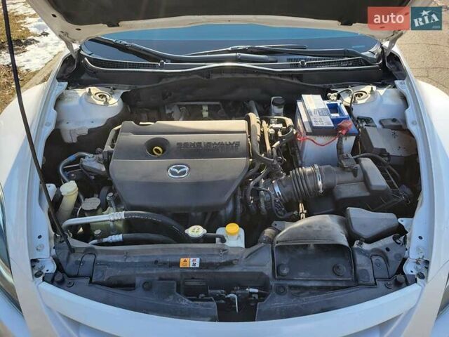 Белый Мазда 6, объемом двигателя 2.49 л и пробегом 144 тыс. км за 11200 $, фото 11 на Automoto.ua
