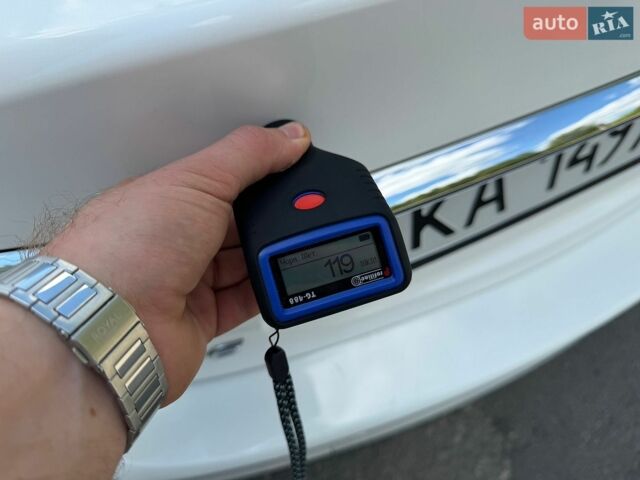 Белый Мазда 6, объемом двигателя 2.19 л и пробегом 253 тыс. км за 10200 $, фото 43 на Automoto.ua