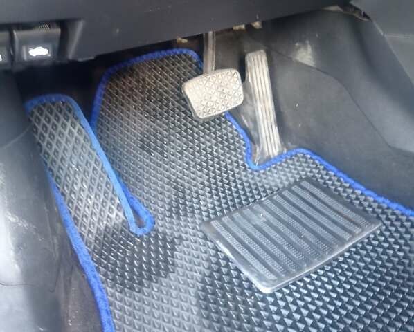 Мазда 6 2012 в Могилев-Подольском на Automoto.ua Белый Мазда 6, объемом двигателя 2.49 л и пробегом 311 тыс. км за 10800 $, фото 7 на Automoto.ua