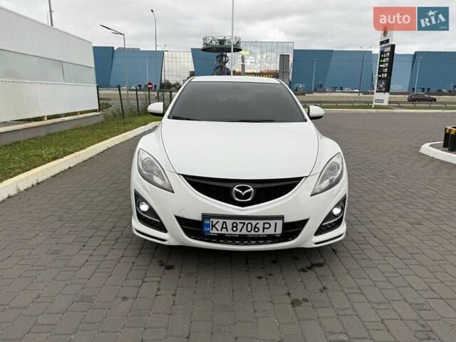 Белый Мазда 6, объемом двигателя 2 л и пробегом 234 тыс. км за 8900 $, фото 2 на Automoto.ua