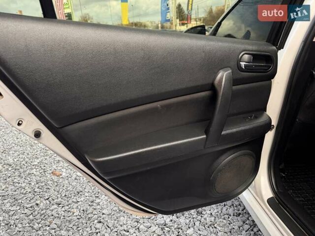 Белый Мазда 6, объемом двигателя 2 л и пробегом 345 тыс. км за 5100 $, фото 10 на Automoto.ua