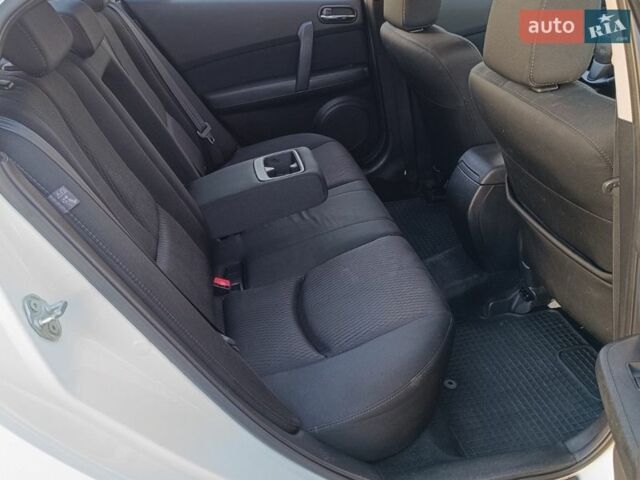 Белый Мазда 6, объемом двигателя 2 л и пробегом 132 тыс. км за 10309 $, фото 6 на Automoto.ua