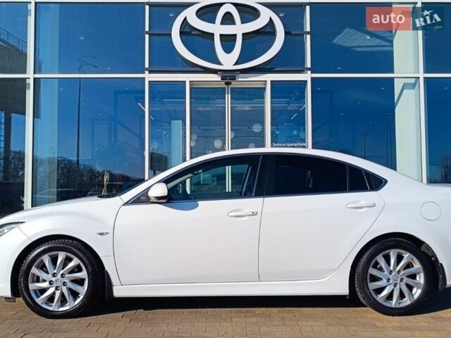 Белый Мазда 6, объемом двигателя 2 л и пробегом 132 тыс. км за 10309 $, фото 2 на Automoto.ua