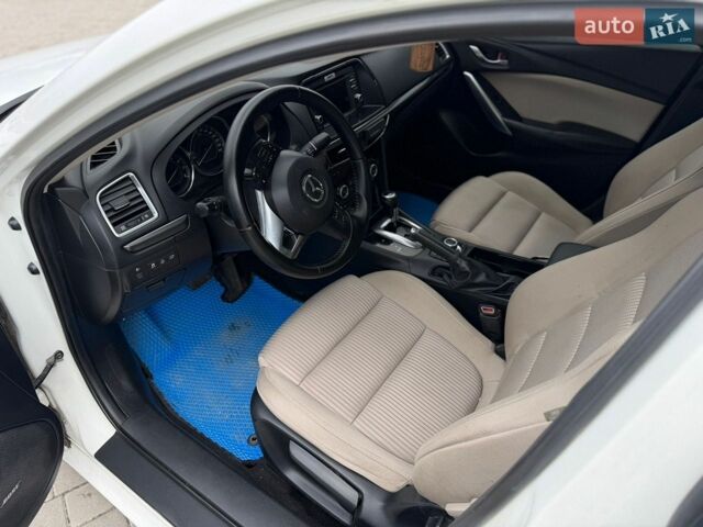 Белый Мазда 6, объемом двигателя 2 л и пробегом 220 тыс. км за 9300 $, фото 7 на Automoto.ua