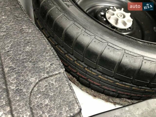 Білий Мазда 6, об'ємом двигуна 2 л та пробігом 163 тис. км за 12150 $, фото 15 на Automoto.ua